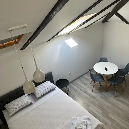 Apartment Ejla&una