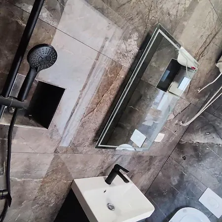 Ejla&una موستار
